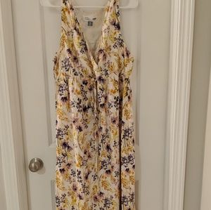 Like New Old Navy Maternity Maxi Dress